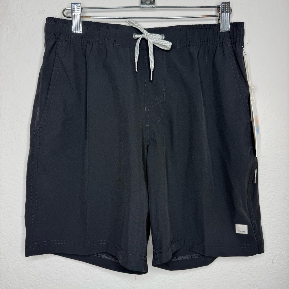 New Vuori Men’s Banks Session Short Unlined 7” Black  XSmall V3070
